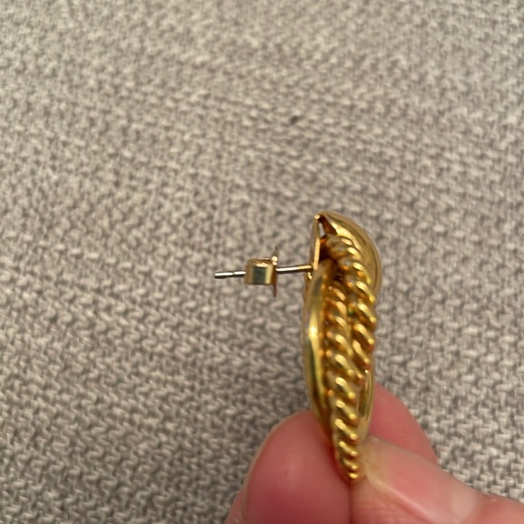 Avon Gold Tone Twisted Triple Hoop Post Earrings Door Knocker Earrings - Picture 2 of 8